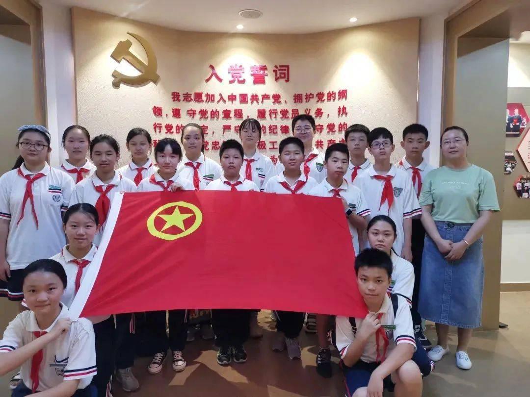 成人练习生剧情